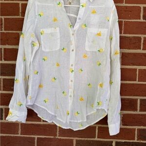 Lilly Pulitzer White Linen Button-Up with Yellow Lemon and bee Print